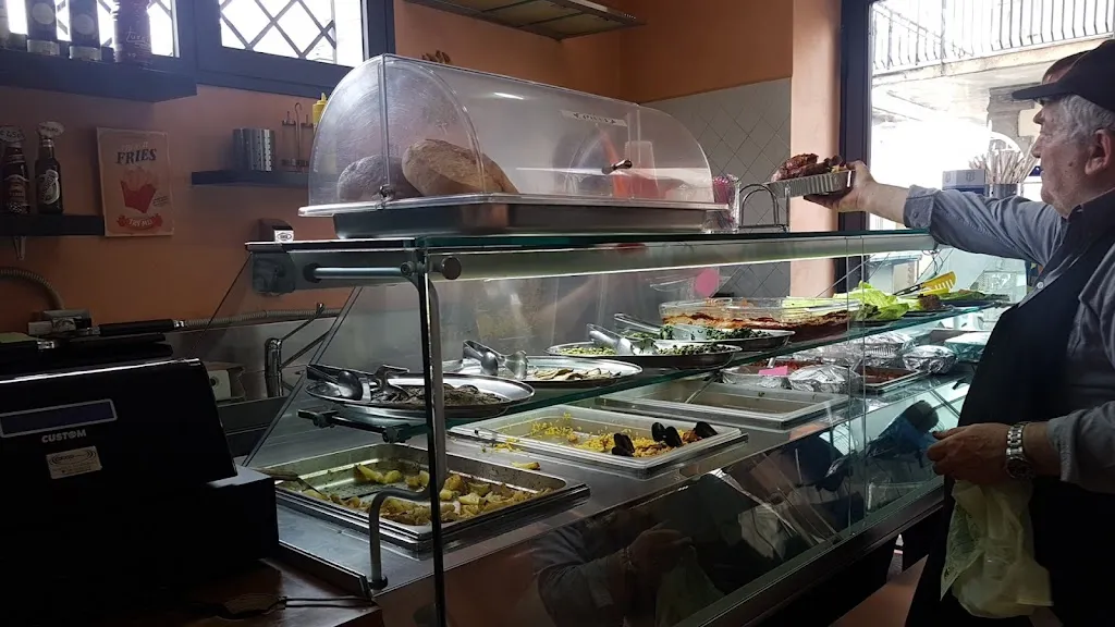 Gastronomia L'Acquolina_Motta Sant'Anastasia_slider_image_3