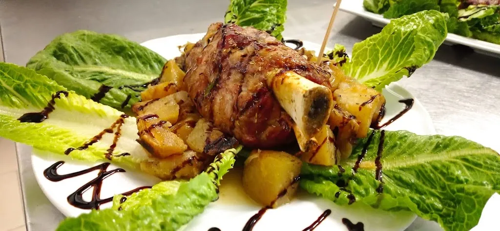 Ristorante Pizzeria Donna Fortunata_Motta Sant'Anastasia_slider_image_3