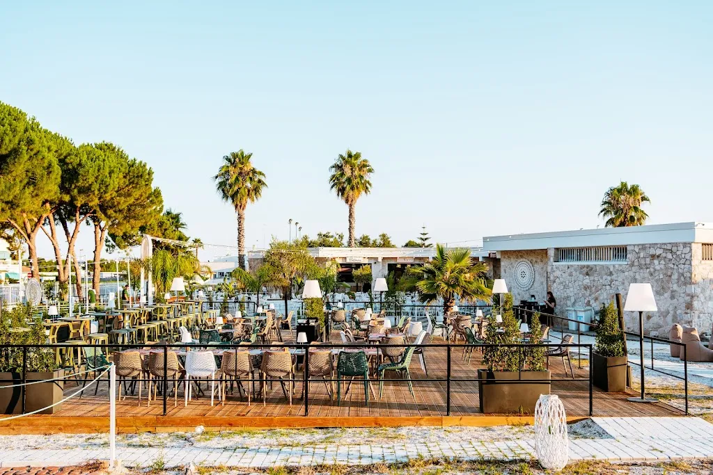 Ricami Food Court_Leporano Marina_slider_image_3