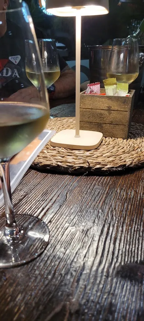 Joanna Jablonska_Be At One Restaurant - Tex Mex_Motta Sant'Anastasia_review