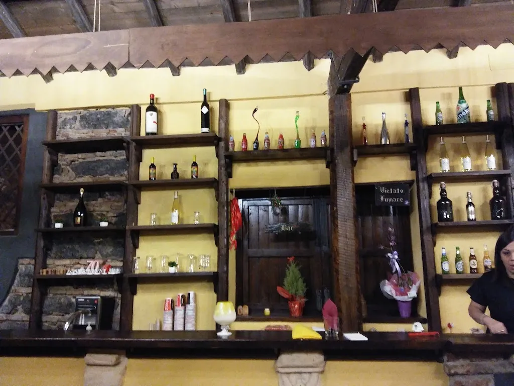 Casale Terre Nere_Motta Sant'Anastasia_slider_image_3