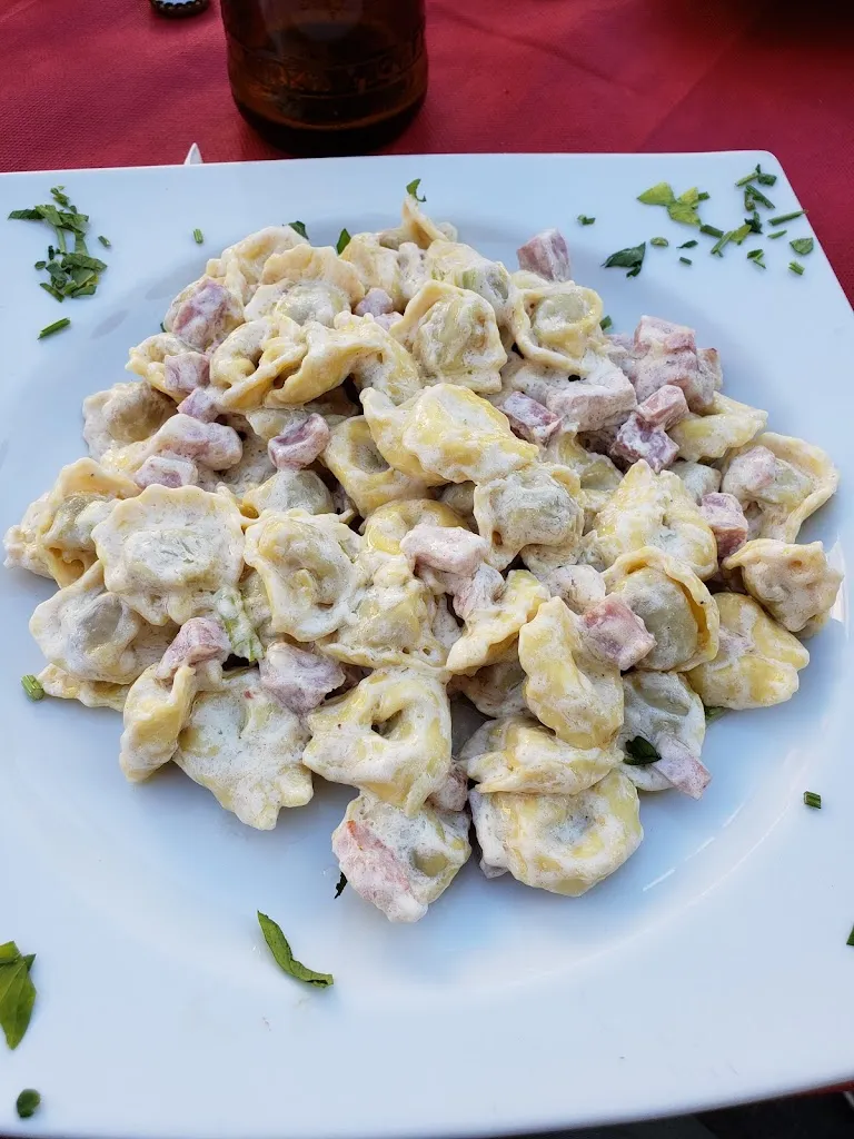 Tyler Parrott_Ristorante Pizzeria Del Duca_Motta Sant'Anastasia_review