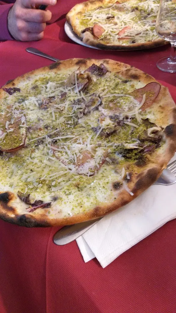 Ristorante Pizzeria Del Duca_Motta Sant'Anastasia_slider_image_3