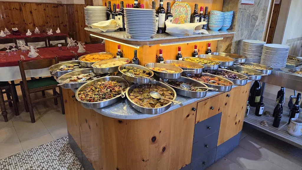 Ristorante degli Amici_Motta Sant'Anastasia_slider_image_3