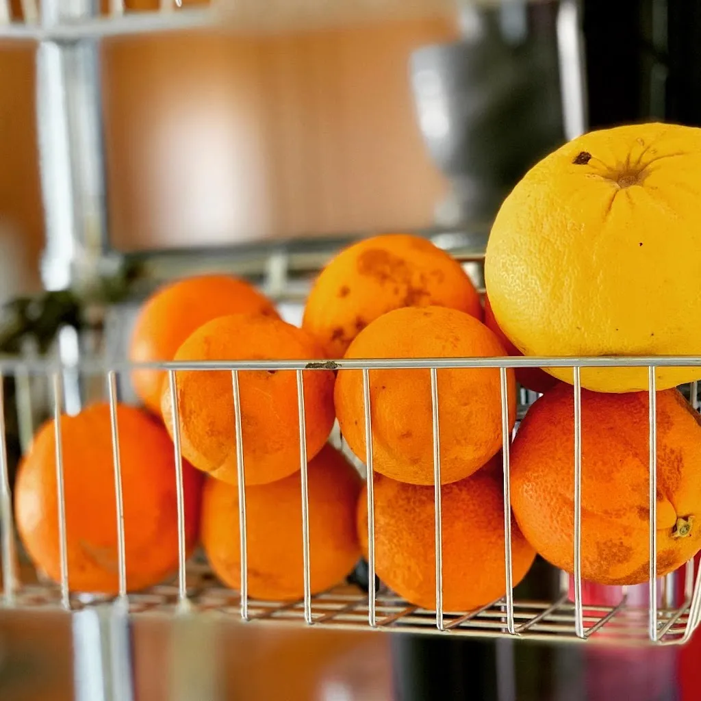 Tonia Brauer _Pasticceria bar gelateria ristorante GAGLIANO_Mussomeli_review