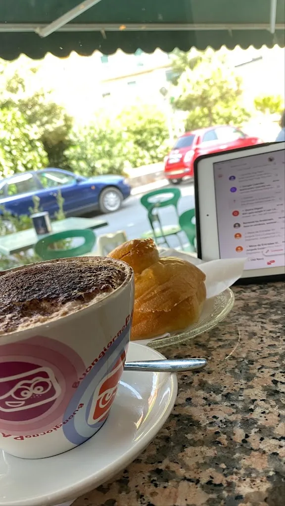 Cecilia Solari_Bar Tio Pepe_Mussomeli_review