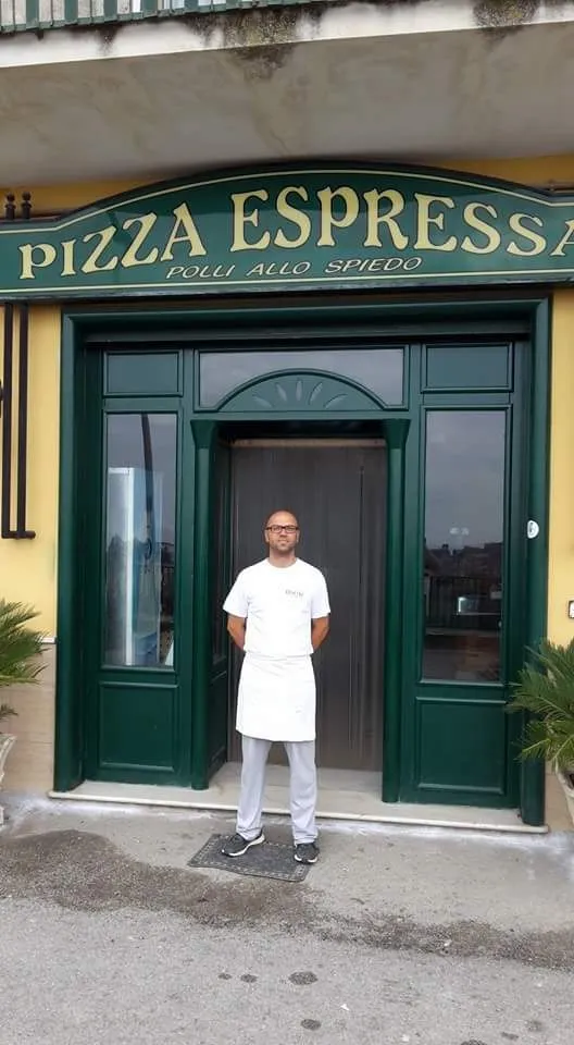 Pizza Espressa di Noto Vincenzina restaurant in Mussomeli