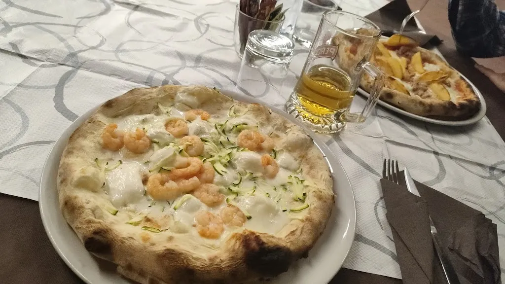 Vincenza Biandolino_Il capriccio degli dei ristorante pizzeria_Leporano Marina_review
