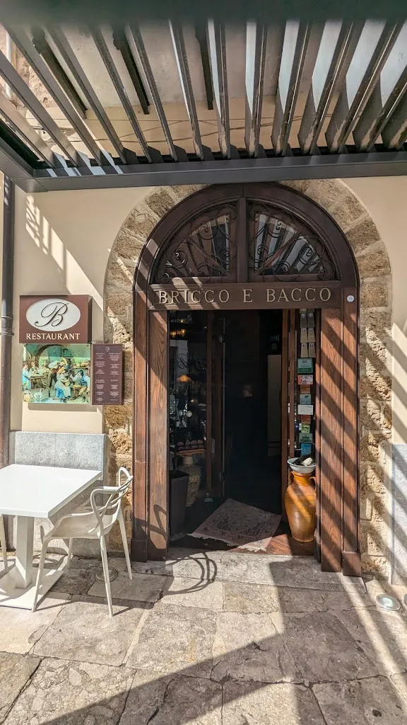 Tobi Whitney_Bricco & Bacco_Monreale_review