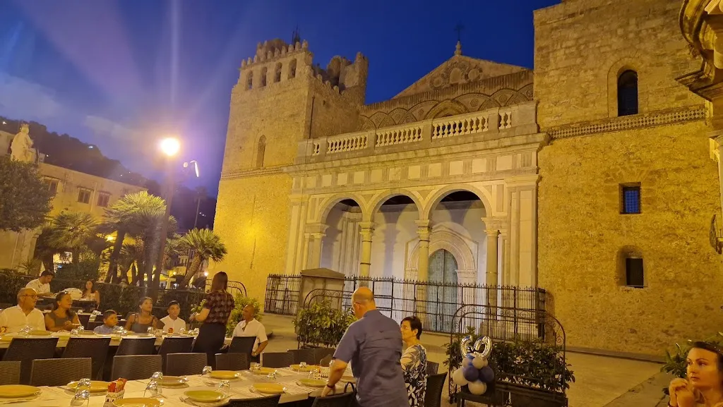 Pizzeria Guglielmo di Milazzo Girolamo C. Sas_Monreale_slider_image_3