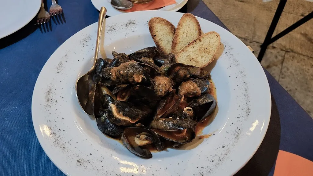 Al Matteotti Lounge Bar_Monreale_slider_image_3