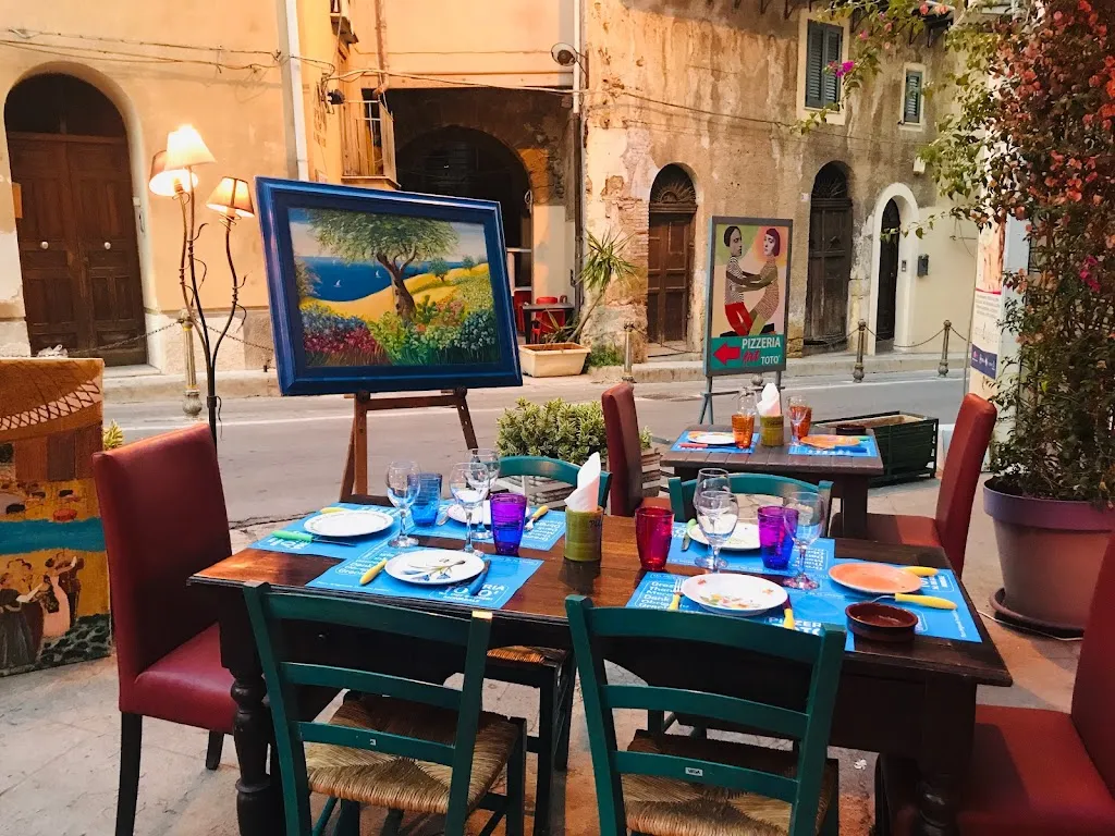 Pizzeria Art Libri Totó restaurant in Monreale
