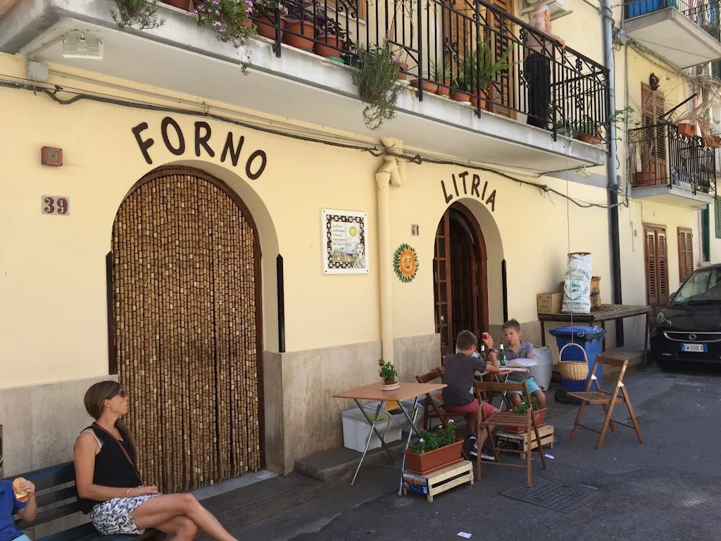 Forno Litria restaurant in Monreale