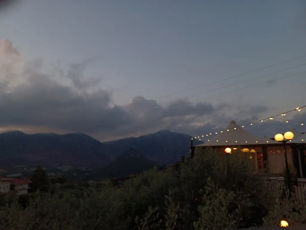 Leo _ss _Forneria Messina_Monreale_review