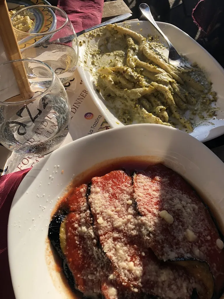 Hannah Schneiders_La Tazzina Cafè_Monreale_review