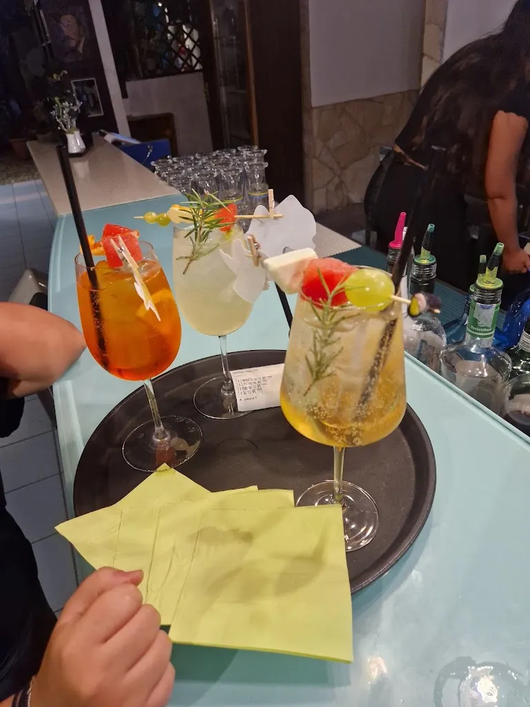 ILARIO RAELE_Gazebo Ristobar_Nissoria_review