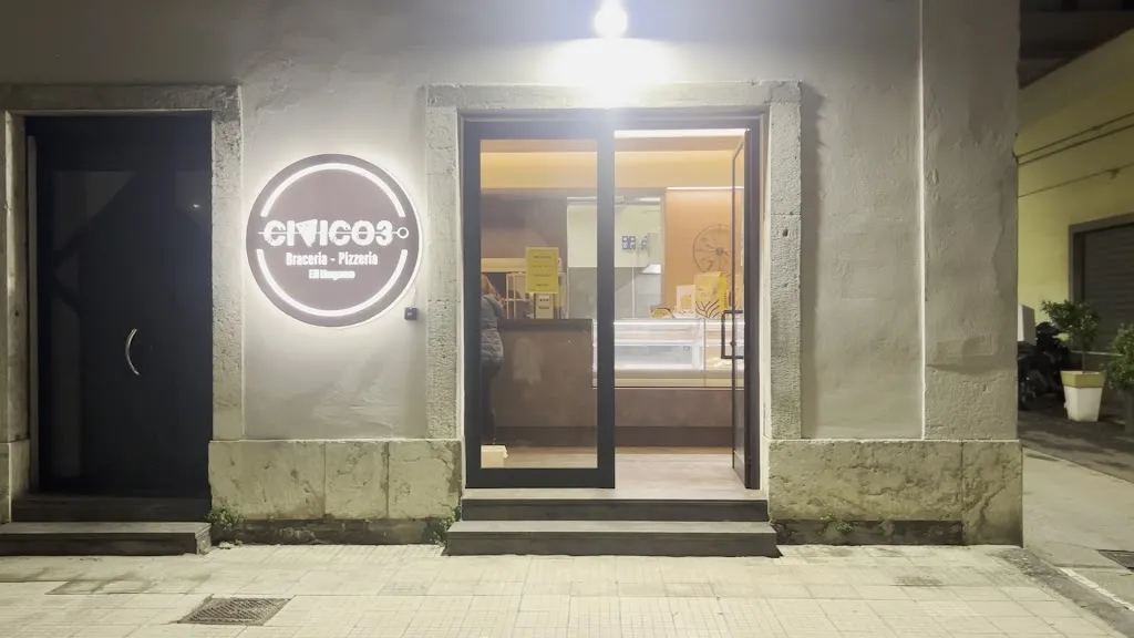 Tindaro Cotugno_CIVICO3_Nizza di Sicilia_review