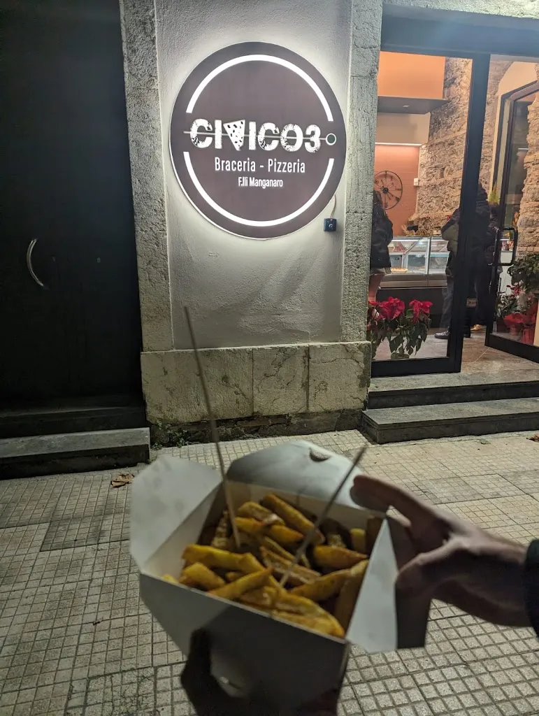 Maurizio Raneri_CIVICO3_Nizza di Sicilia_review