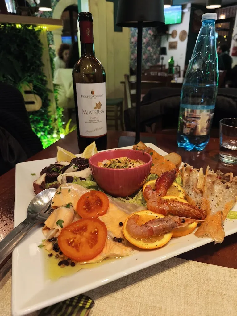 Daniela Ampolo_Plays al Castello_Nizza di Sicilia_review