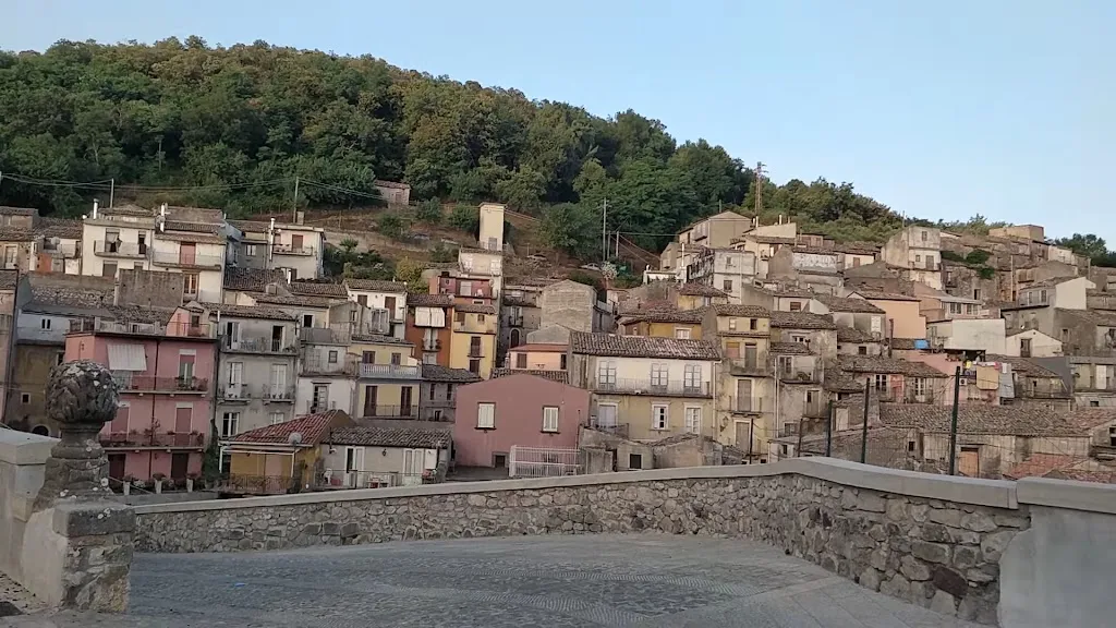 Ristorante Pizzeria Il Castello_Novara di Sicilia_slider_image_2