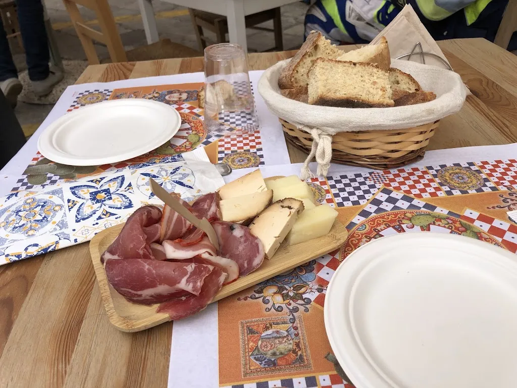 gianandrea dominici_Salumeria - Prodotti Tipici - Alimentari - 