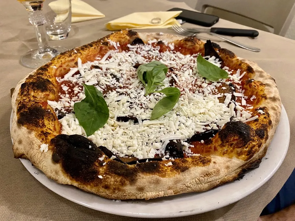 Ale_RistOro Dell'Etna - Ristorante Pizzeria Nicolosi_Nicolosi_review