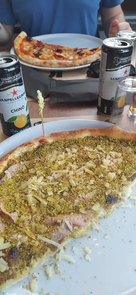 Anna Zielińska_PuntoICS Pizzeria Ristorante American Bar Nicolosi_Nicolosi_review