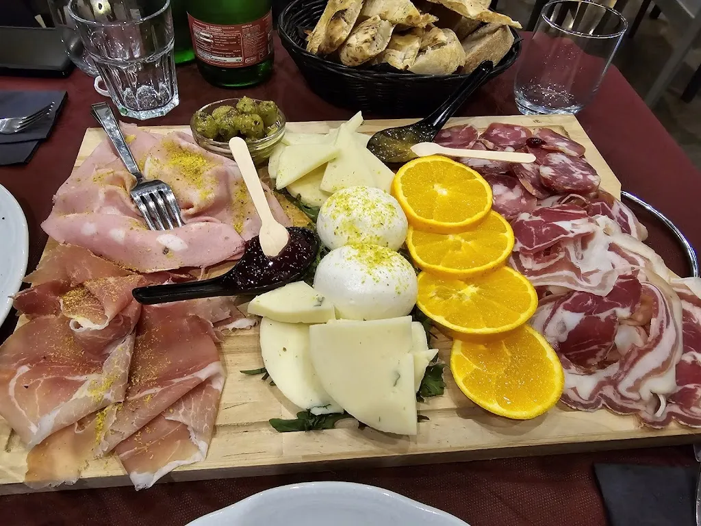 Menu_Al Però Pizzeria Panineria Nicolosi_Nicolosi_image_9