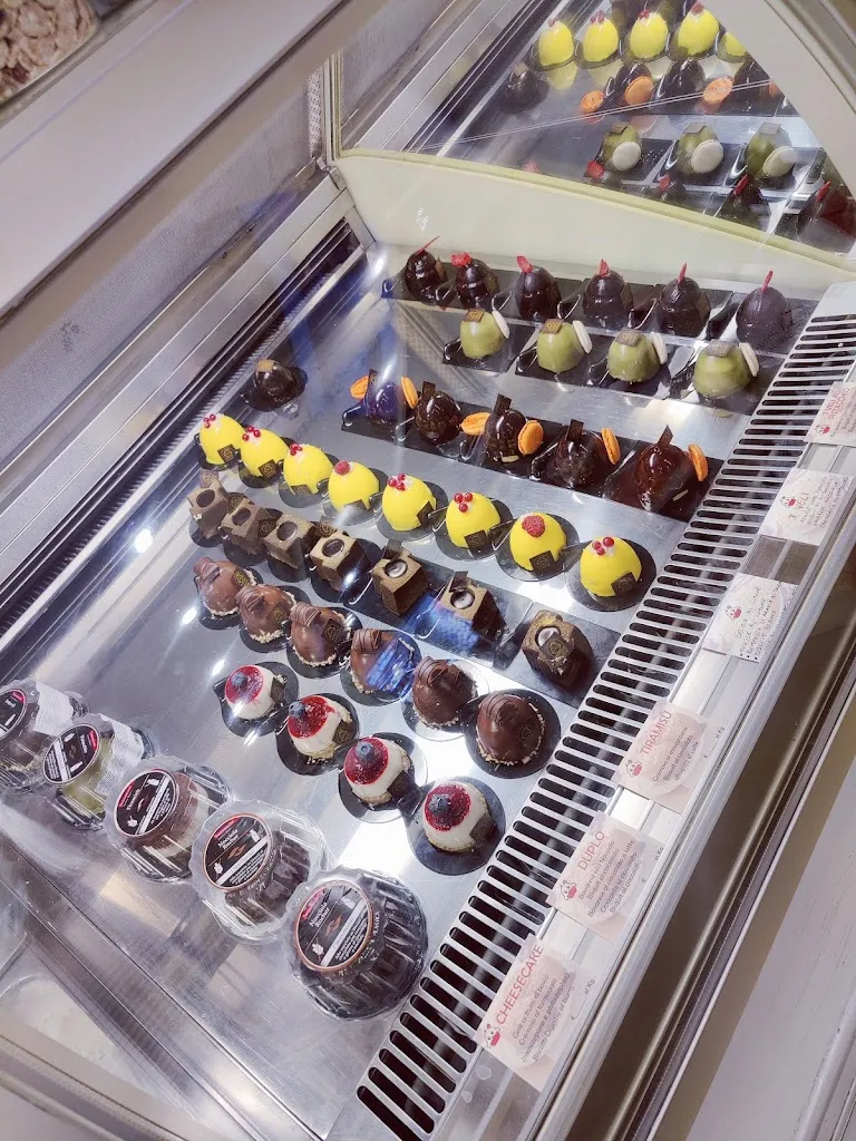 B K_Papaveri & Papere_Nicolosi_review