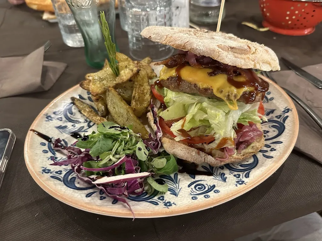 Papaveri & Papere_Nicolosi_slider_image_3