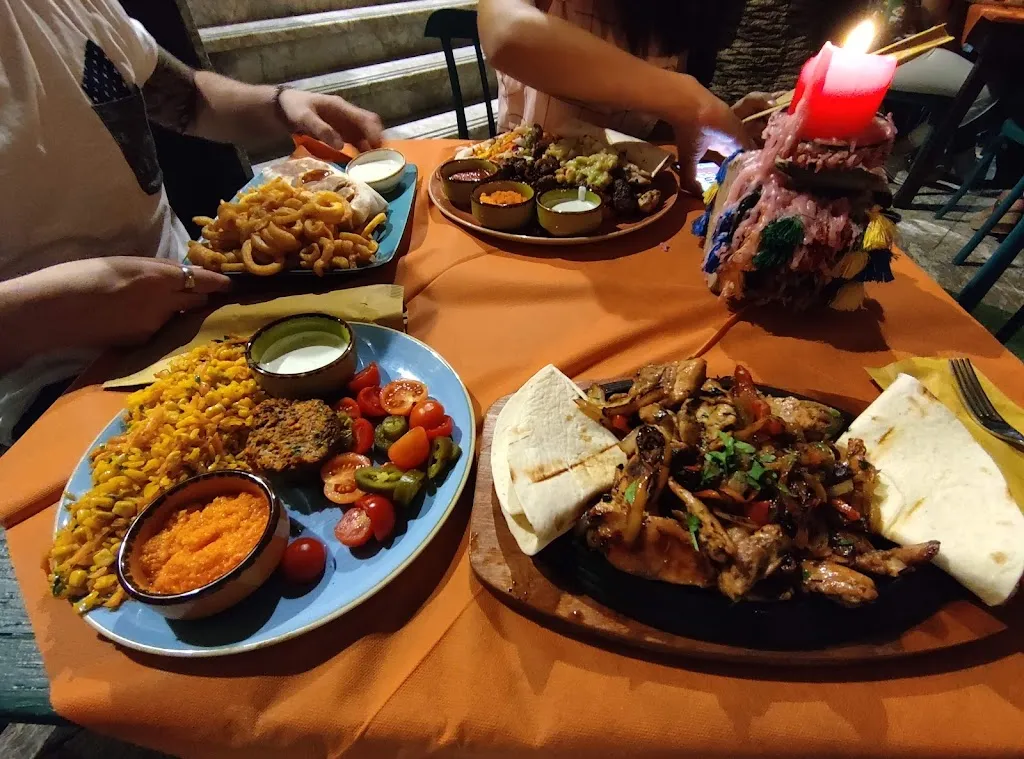 Filippo Milotta_Deco'_Nicolosi_review