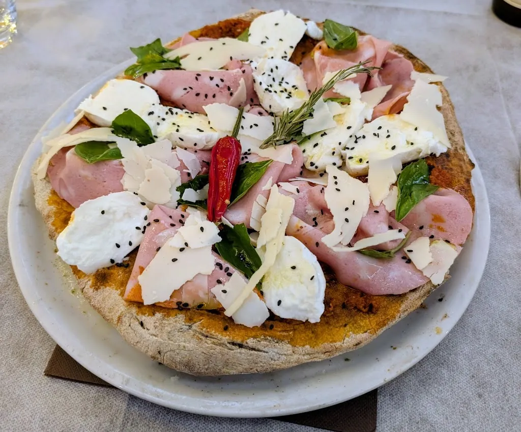 7+ Nicolosi Ristorante Pizzeria_Nicolosi_slider_image_3