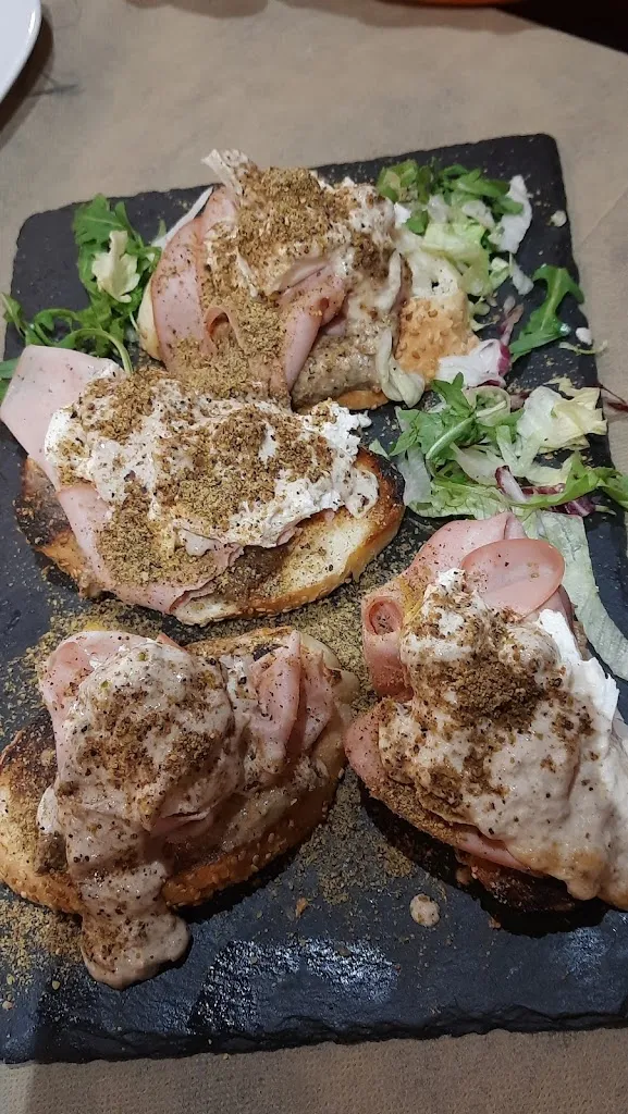 Aurora Picone_Settepiu'_Nicolosi_review