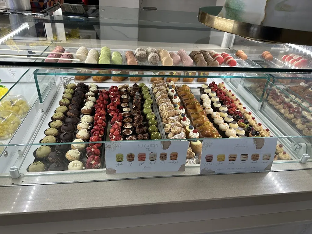 Gregg Vertes_MARIALUISA PASTICCERIA_Nicolosi_review