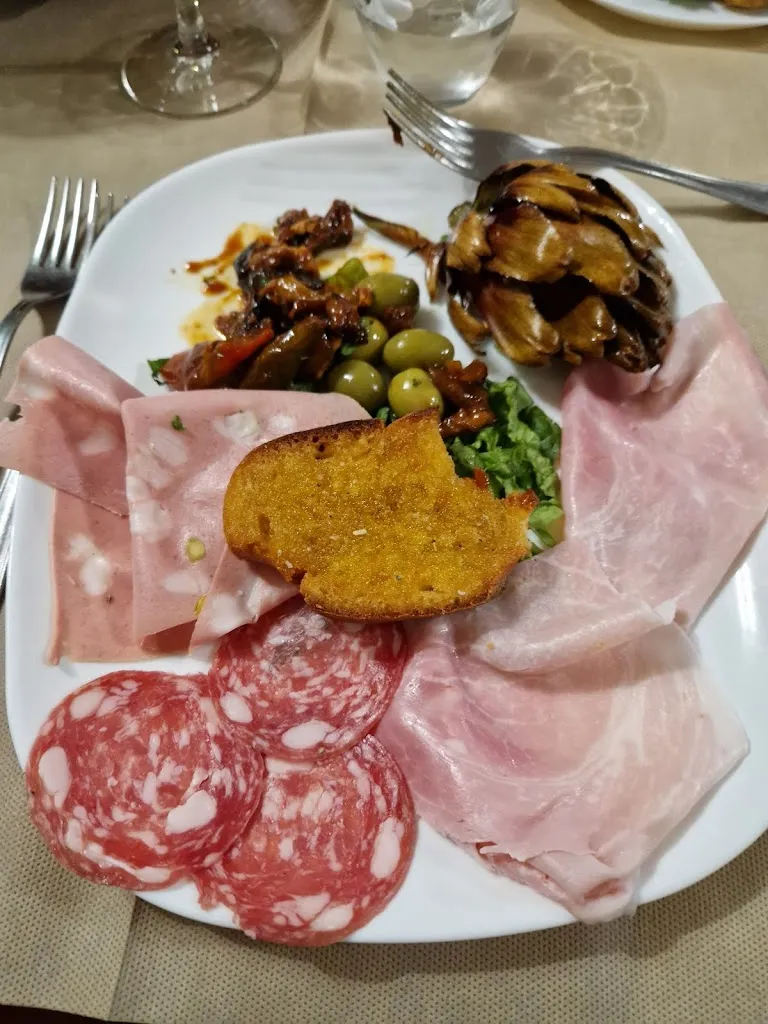 Salvo Laudani_I Camurriusi Trattoria Ristorante_Nicolosi_review