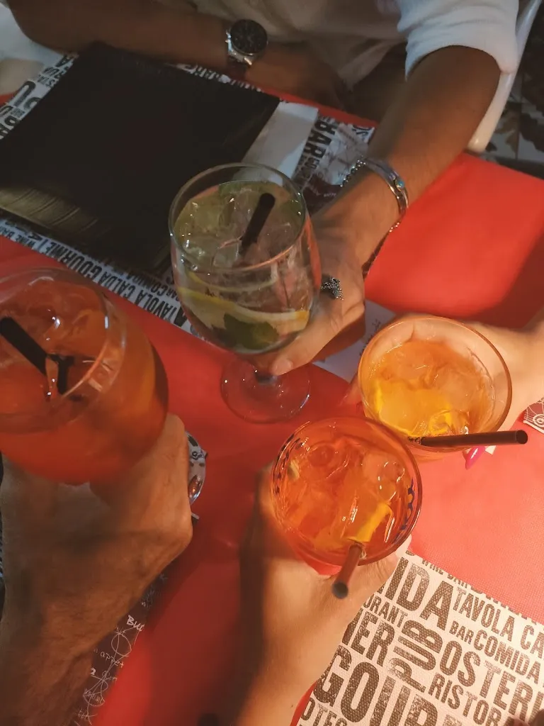 Ida Massaro_Zer099 Art Cafè_Leporano_review