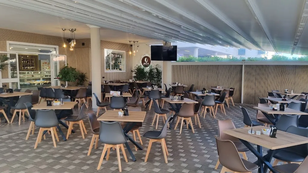 Zer099 Art Cafè_Leporano_slider_image_1