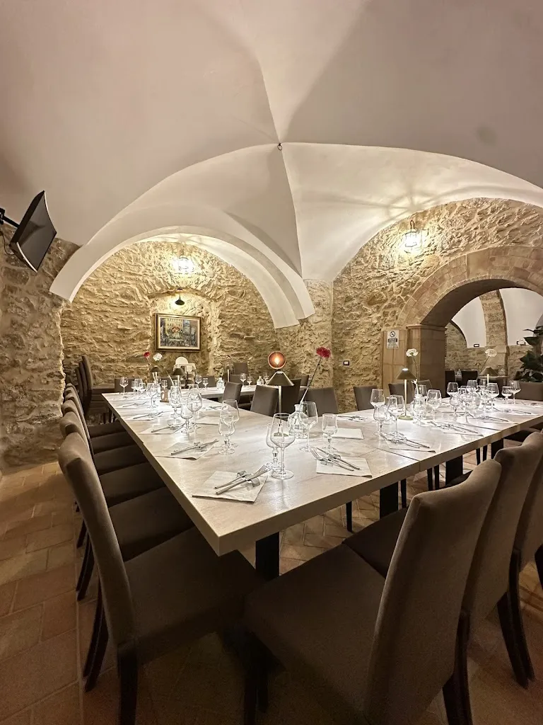 Colosseo Wine & Food _Niscemi_slider_image_1