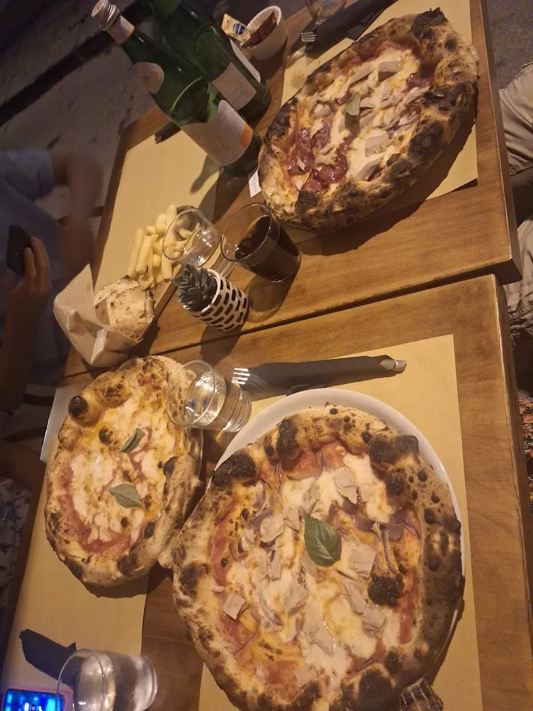 Christine Tschesch_Madera Pizzeria Niscemi_Niscemi_review