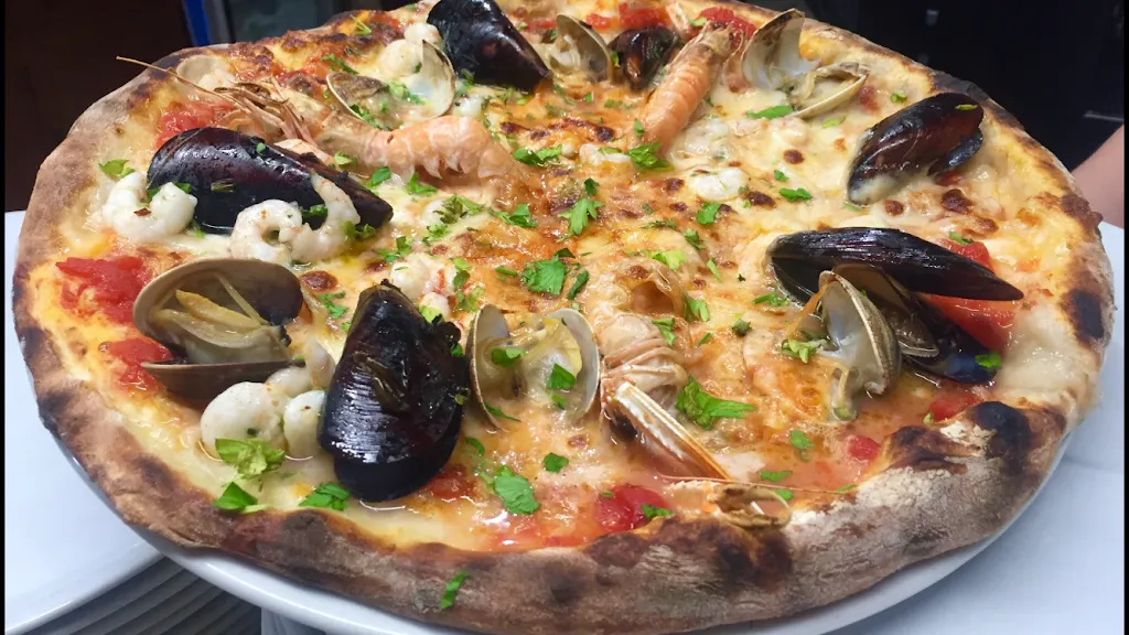 Pizza Time S.A.S. di Binaggia Vincenzo E C._Nuova Gibellina_slider_image_2