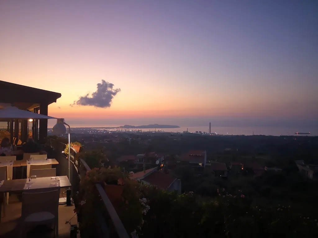 Panoramica 2.0 - Ristorante Pizzeria_Pace del Mela_slider_image_3