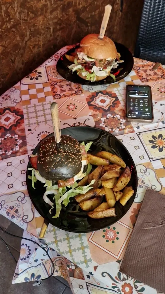 The Butcher Burger Steakhouse_Paceco_slider_image_2