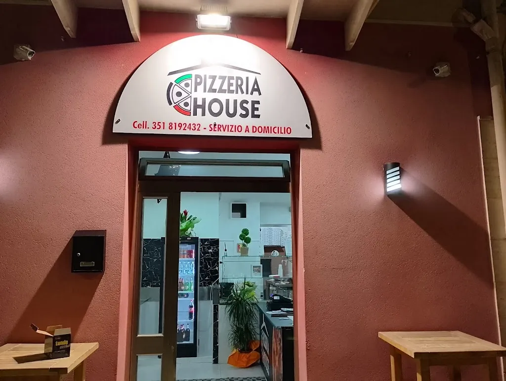 Pizzeria house restaurant in Paceco