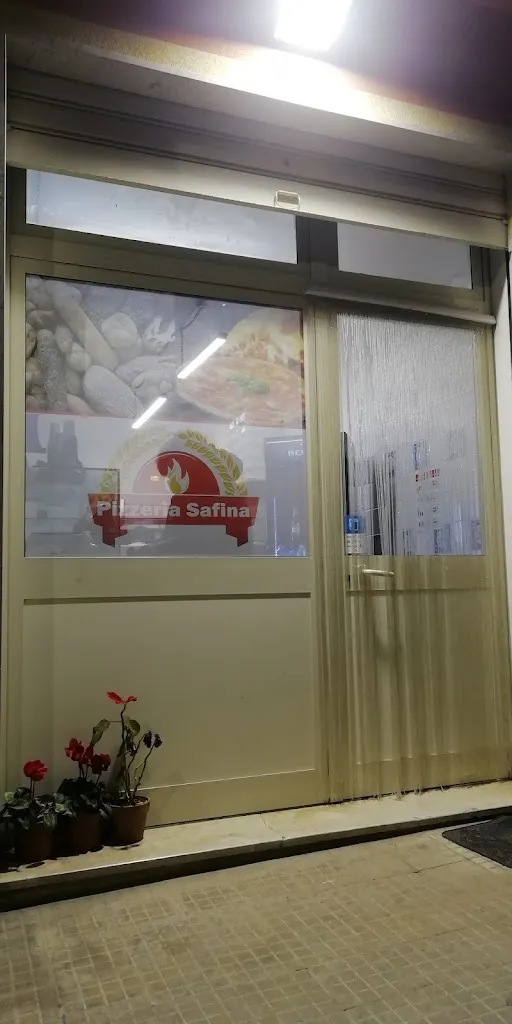 Pizzeria Safina restaurant in Paceco