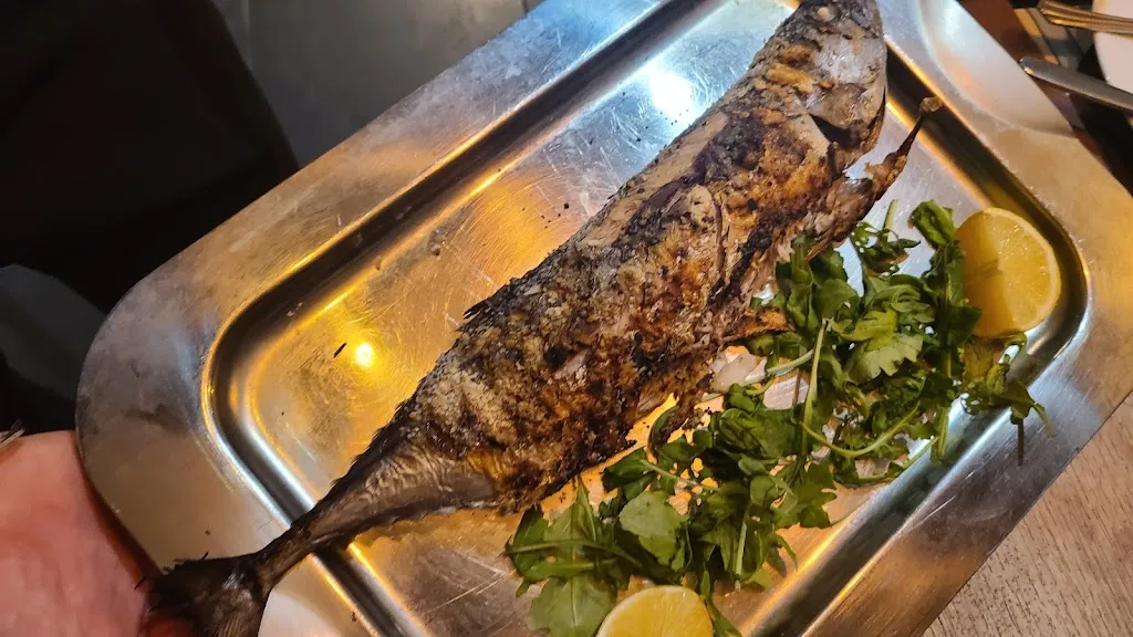 E F_Vintage Restaurant_Paceco_review