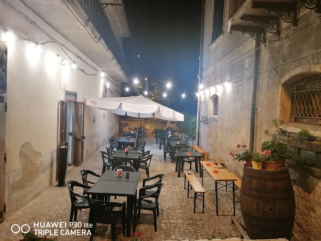 Panineria ina restaurant in Palazzo Adriano