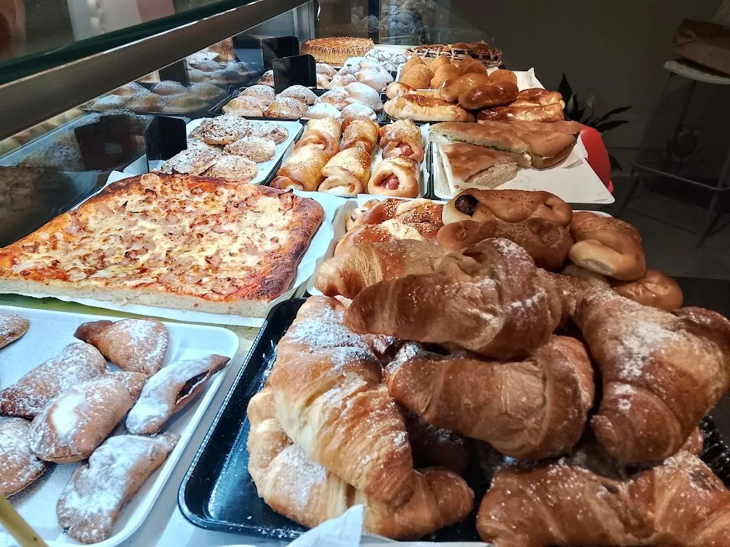 Bar Pasticceria Coscino dal 1982_Palazzo Adriano_slider_image_3