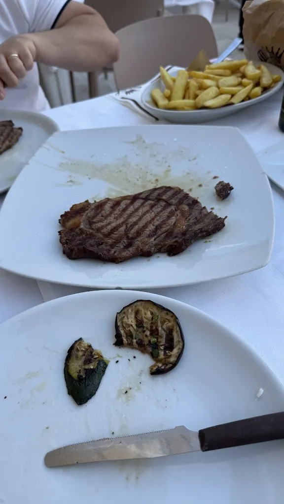 Zeynep Kaya_Il Re della Brace_Leporano_review