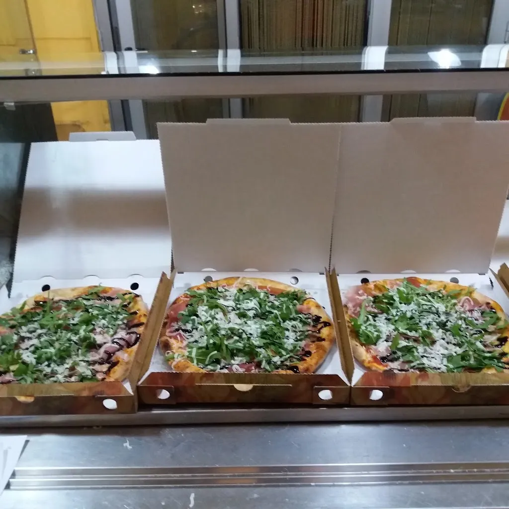 Pizzeria da Asporto Comitino Andreina restaurant in Palagonia