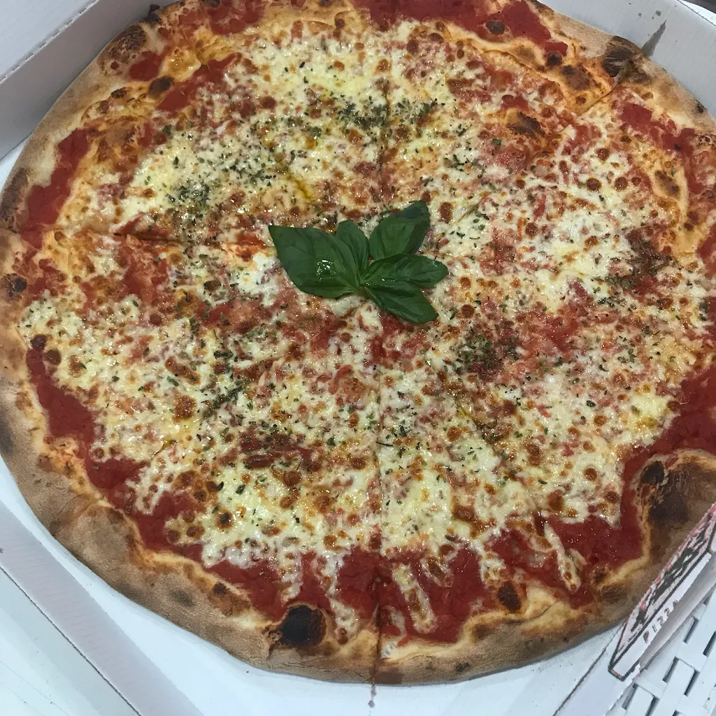 Pizzeria Pulcinella restaurant in Palagonia